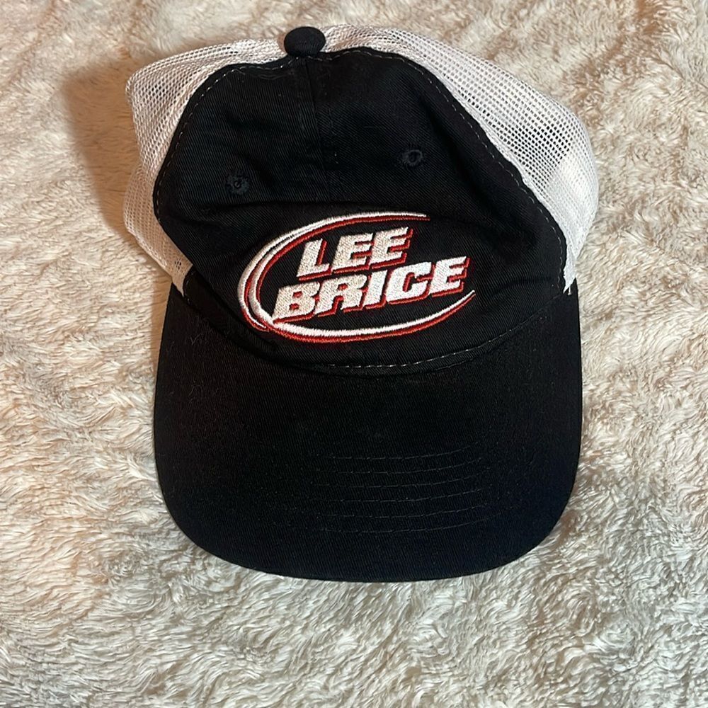 Lee Brice hat